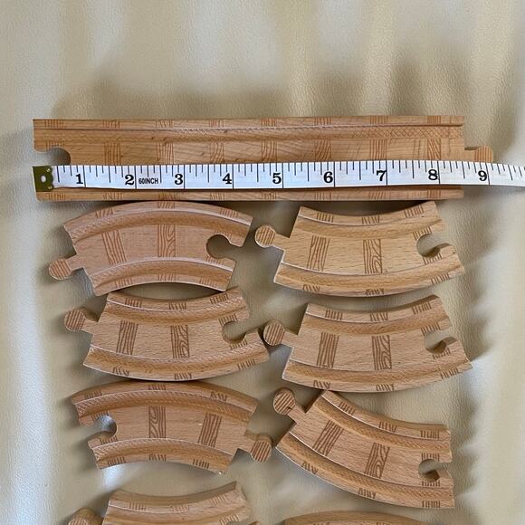 Set Of 10 Toy Wooden Train Track Pieces - Picture 4 of 4